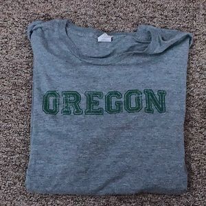 Grey tee with green Oregon